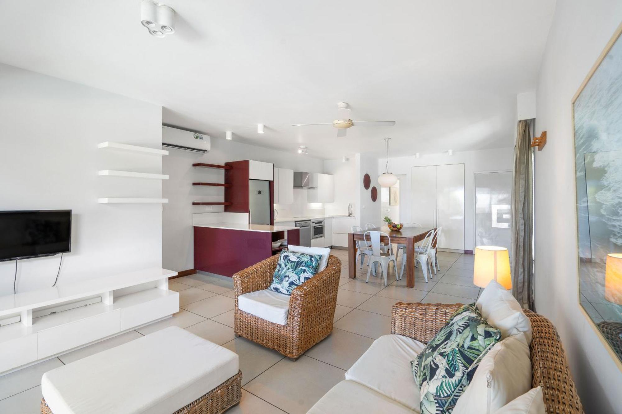 Kanope Bay - Holiday Beachfront Apartments Pointe aux Biches Eksteriør bilde