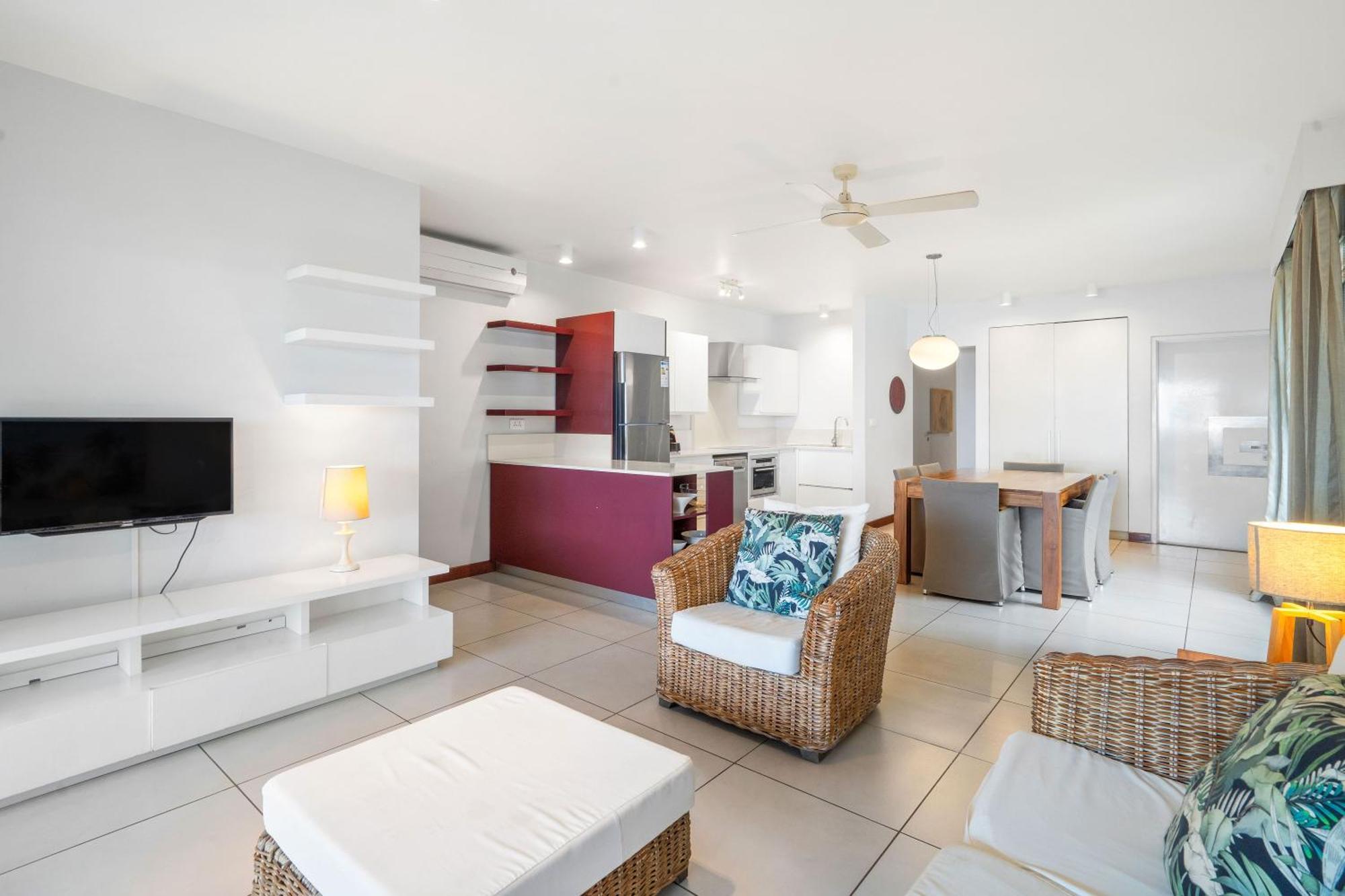 Kanope Bay - Holiday Beachfront Apartments Pointe aux Biches Eksteriør bilde