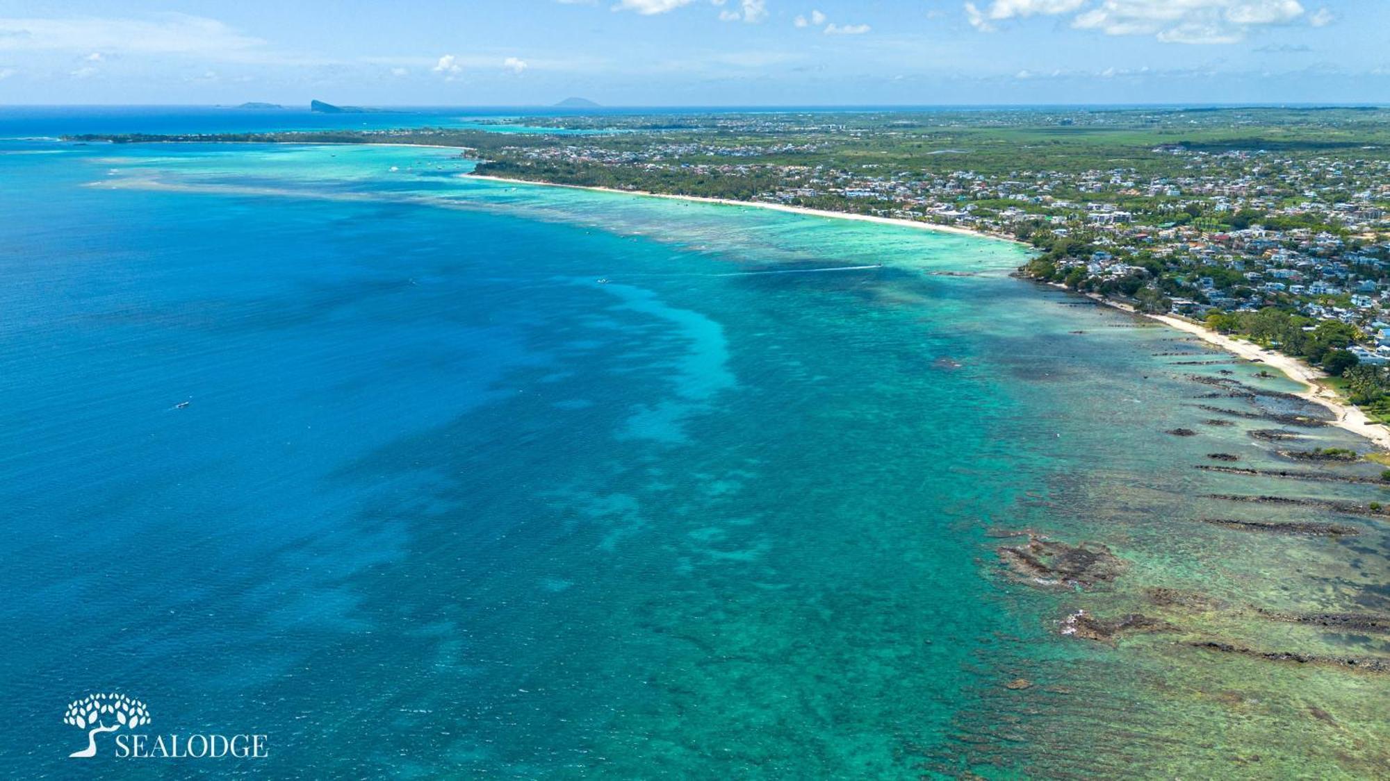 Kanope Bay - Holiday Beachfront Apartments Pointe aux Biches Eksteriør bilde