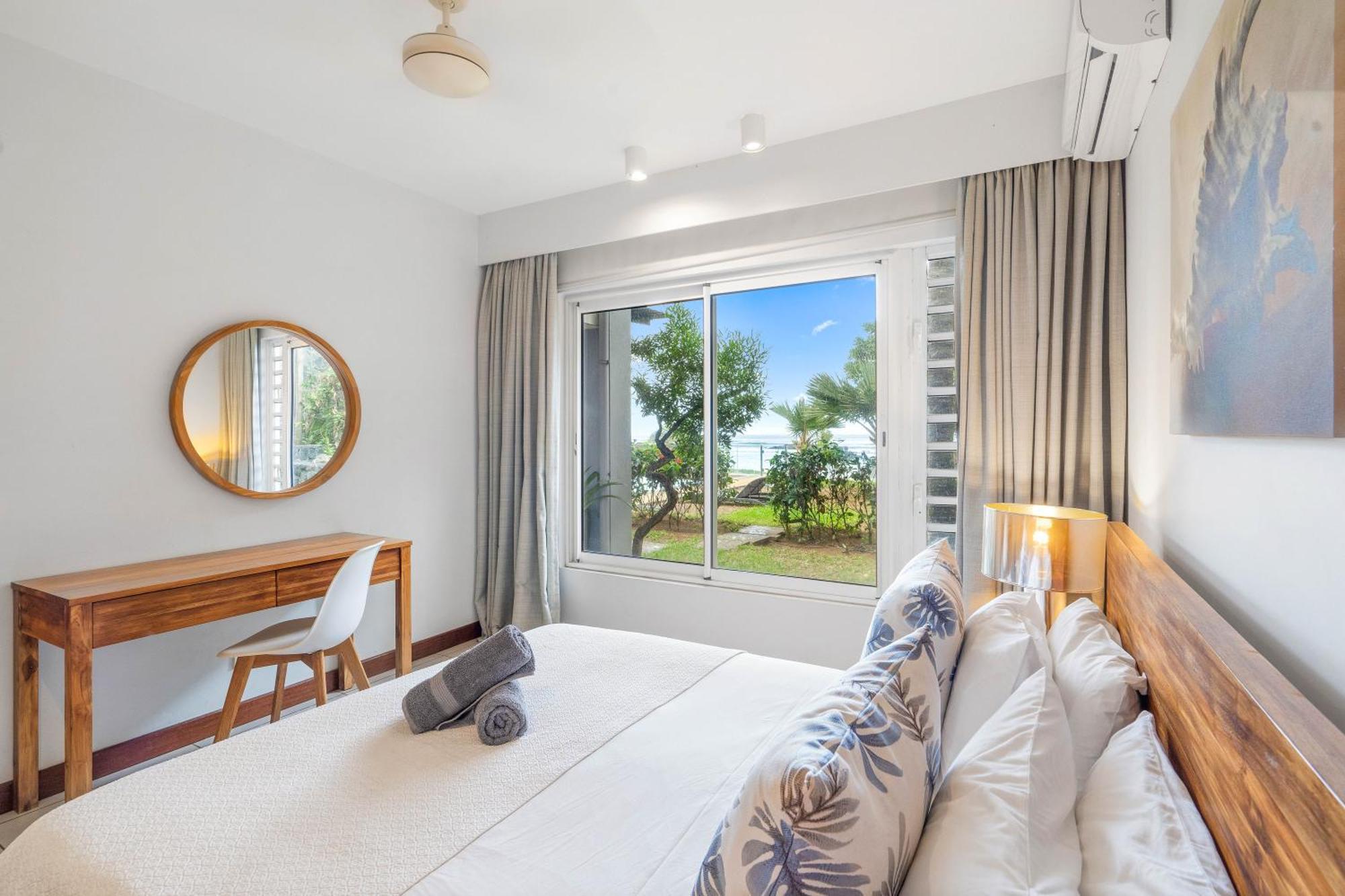 Kanope Bay - Holiday Beachfront Apartments Pointe aux Biches Eksteriør bilde