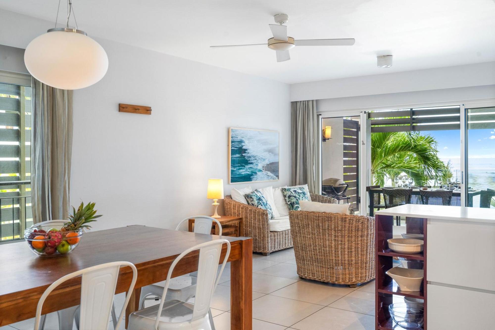 Kanope Bay - Holiday Beachfront Apartments Pointe aux Biches Eksteriør bilde